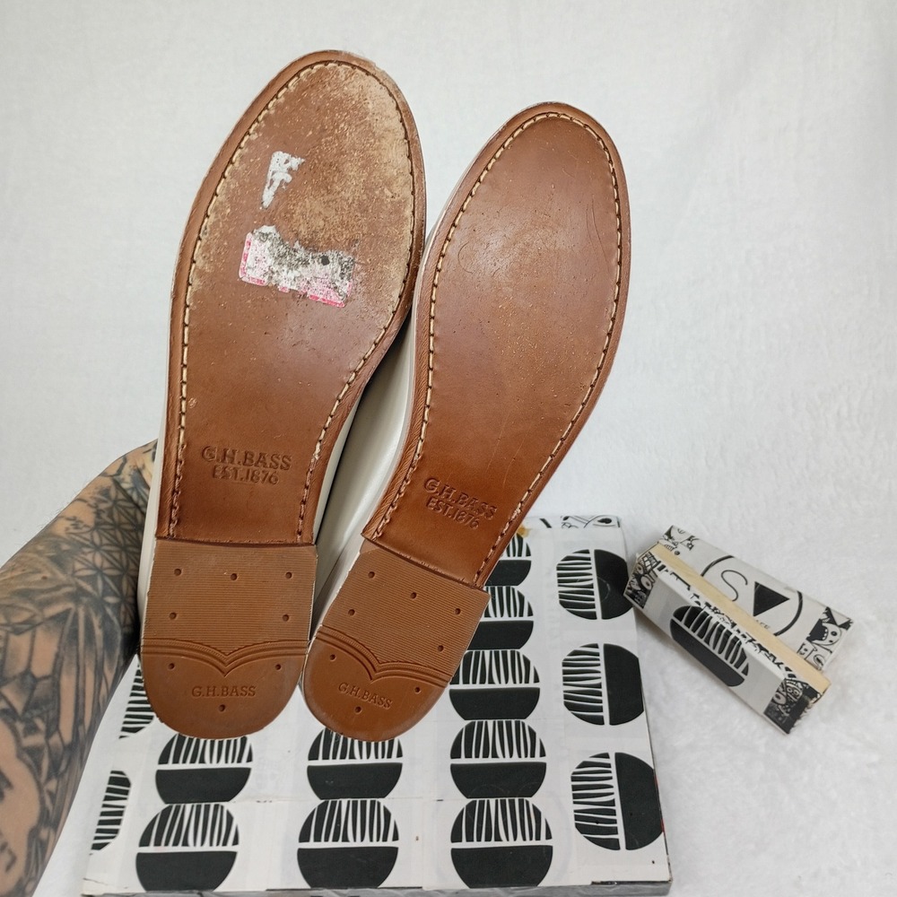 GH Bass Whitney Weejuns Womens Penny Loafers Sand Leather 9.5M BAX4W945 - Picture 7 of 8
